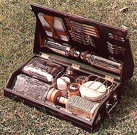 Picture of 4 Person Coracle picnic set