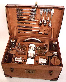 Picture of 4 Person Christofle picnic set