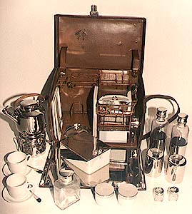 Picture of picnic set disassembled