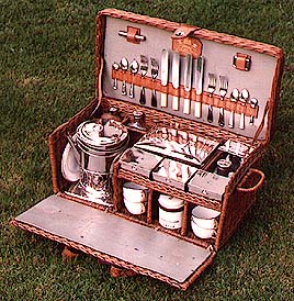 Picture of 4 Person Barrett & Sons Picnic set